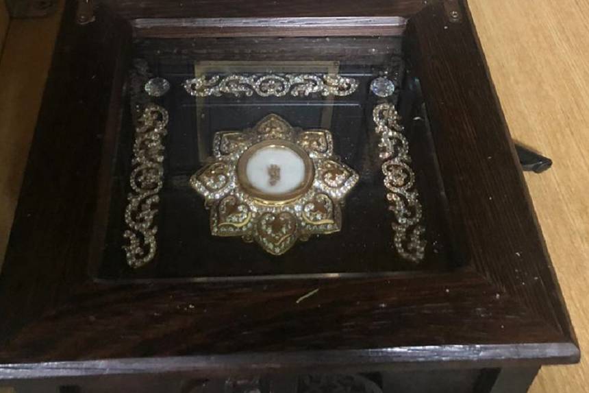 Новини Вінниці / Подарував крадені мощі товаришу: у Вінниці поліція затримала підозрюваного у крадіжці з храму