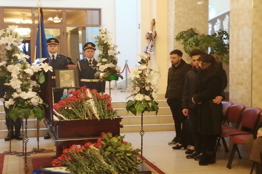 Photo5418245989053082963