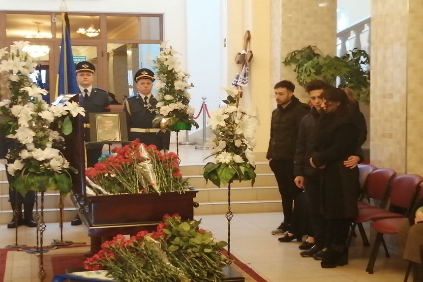 Новини Вінниці / У Вінниці попрощалися із загиблим на Донбасі воїном Дмитром Фірсовим (ФОТО, ВІДЕО)