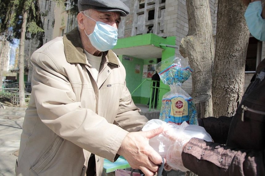 Новини Вінниці / У Вінниці громадські активісти щотижня допомагатимуть нужденним