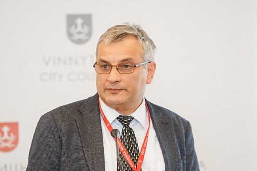 Новини Вінниці / У Вінниці суд заборонив чиновнику мерії вночі залишати домівку: "справа солі" дійшла до апеляційної інстанції (ВІДЕО)