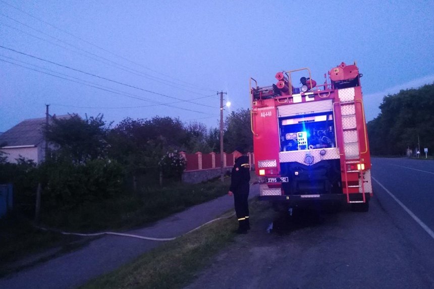 Новини Вінниці / Пожежа у Гнівані на Вінниччині забрала життя пенсіонера (ФОТО)