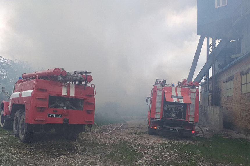 Новини Вінниці / На Вінниччині, через несправну електрику, горіла господарча будівля (ФОТО)