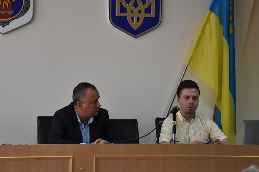 Новини Вінниці / На Вінниччині МХП презентував програму для фермерів «Органічний гектар» – добрива в обмін на солому