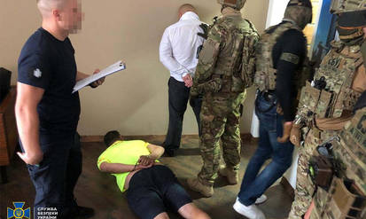 Новини Вінниці / Радник президента та полковник міліції, який вимагав у Вінниці мільйон у підприємця, є засновником «дивного» благодійного фонду