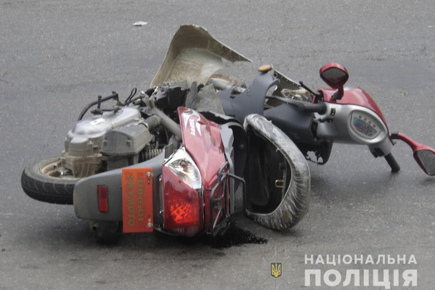 Двоє людей госпіталізовано після ДТП на Вінниччині / Новости Винницы и области / Інформаційний портал На Париже Новини Вінниці / Двоє людей госпіталізовано після ДТП на Вінниччині