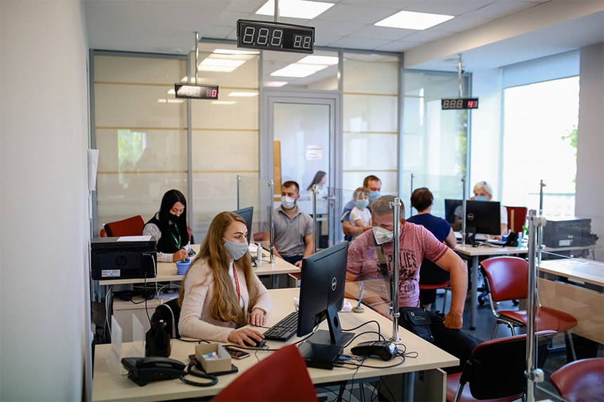 Новини Вінниці / У Вінниці автовласникам повернули на Брацлавську сервісний центр МВС