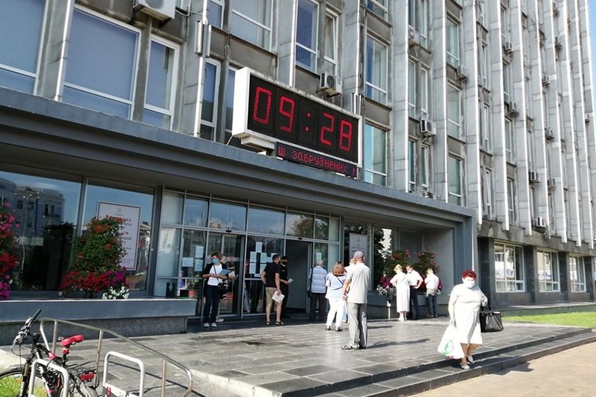 Новини Вінниці / Вінницька мерія проігнорувала рекомендації облради щодо вшанування визначних подій національно-визвольної боротьби (ФОТО)