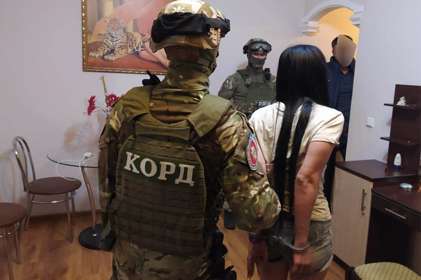 Новини Вінниці / У Вінниці викрито сутенерську мережу: затримано трьох фігурантів