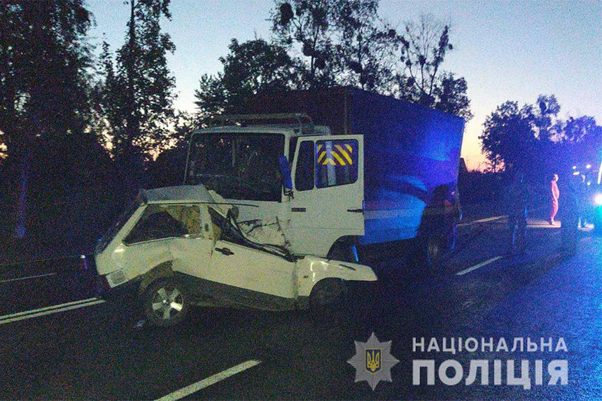 Новини Вінниці / У лобовому зіткненні автівок на Вінниччині загинули двоє чоловіків 