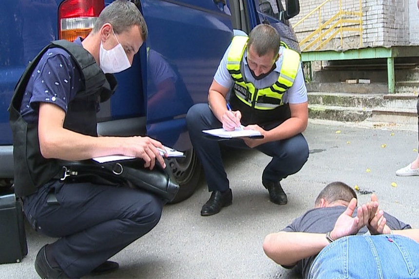 Новини Вінниці / Доля гучних справ про вимагання на Вінниччині: поки обвинуваченого судять, він встиг «відточити» шахрайську схему 