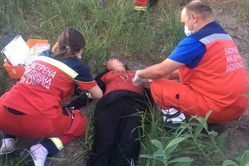 Новини Вінниці / На Вінниччині жінка намагалась покінчити з життям, стрибнувши з мосту (ФОТО)