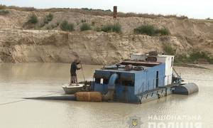Новини Вінниці / На Вінниччині викрили масштабний незаконний видобуток піску: збитки можуть сягати десятків мільйонів гривень (ФОТО, ВІДЕО)