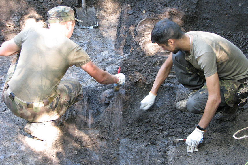 Новини Вінниці / Археологи заявляють про знайдені на Стрілецькій у Вінниці рештки та найбільше на теренах України кладовище українських вояків (ФОТО, ВІДЕО)