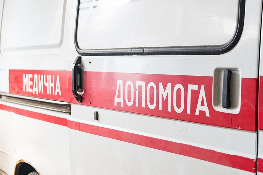 Депутати Вінницької обласної ради планують списати дві «карети» швидкої допомоги / Новости Винницы и области / Інформаційний портал На Париже Новини Вінниці / Депутати Вінницької обласної ради планують списати дві «карети» швидкої допомоги