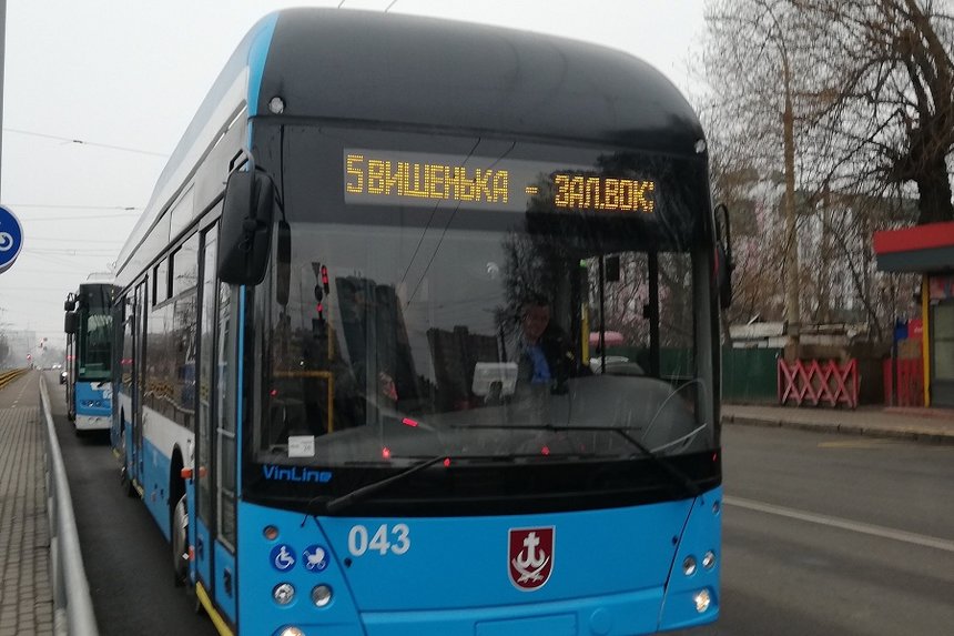 Новини Вінниці / "Немає підстав": у Вінницькій міськраді відповіли на петицію про платний проїзд для пенсіонерів 