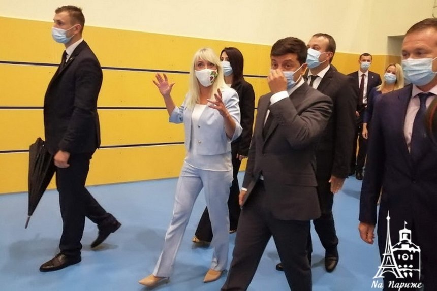 Новини Вінниці / Зеленському у Вінниці показали спорткомплекс, гроші на який виділяли при попередниках (ФОТО, ВІДЕО)