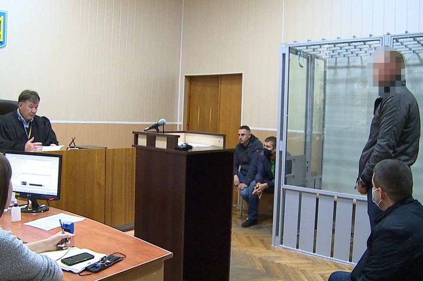 Новини Вінниці / У Вінниці суд обрав запобіжний захід "альфонсу", який виманив гроші у співмешканки і познущався над нею