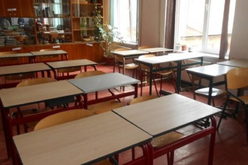 Новини Вінниці / Вінницькі школярі із 15 жовтня підуть на канікули. Зараз в області вдома навчається майже 4,5 тисячі дітей