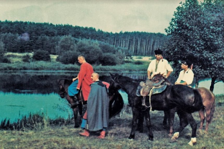 Новини Вінниці / 30 років потому - студенти з Вінниччини згадали свої козацькі забави