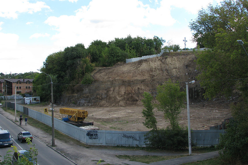 Новини Вінниці / У прокуратурі Вінниччини розповіли про хід розслідування справи Замкової гори: шукають причетного до вбивства