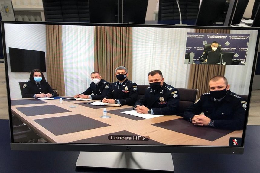 Новини Вінниці / Кордівця з Вінниччини нагородили вогнепальною зброєю