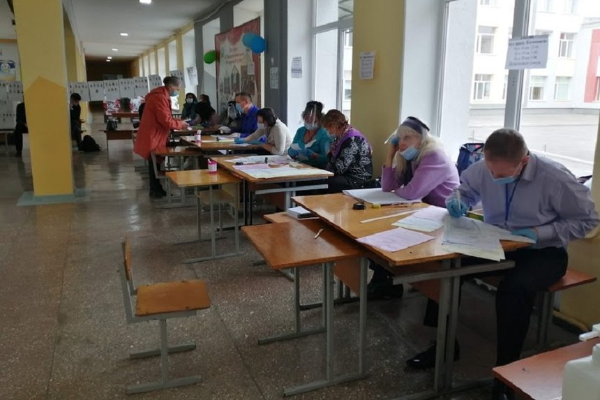 На Вінниччині прийшло на дільниці майже 42% виборців: за показником явки область четверта в Україні / Новости Винницы и области / Інформаційний портал На Париже Новини Вінниці / На Вінниччині прийшло на дільниці майже 42% виборців: за показником явки область четверта в Україні