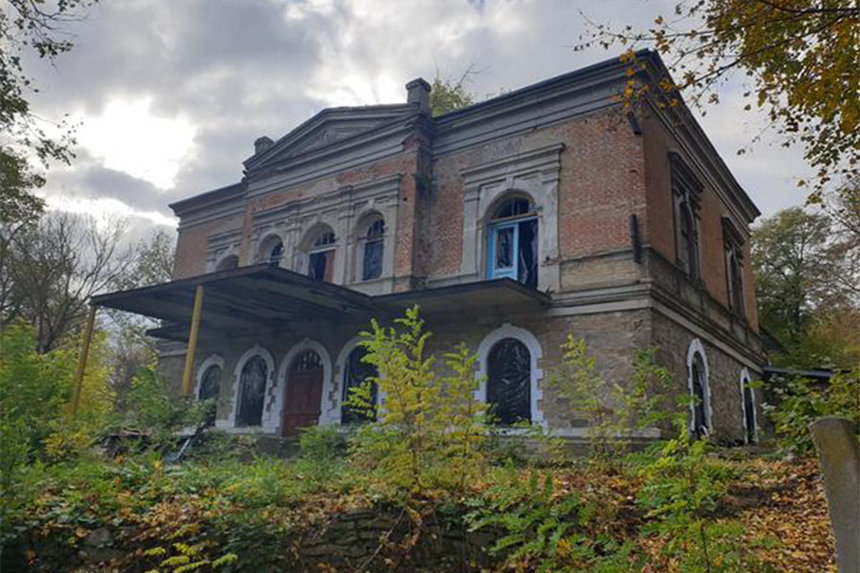 Новини Вінниці / Загублені скарби Вінниччини: у Вищеольчедаєві занепадає маєток цукрозаводчика Нафтула Когана (ВІДЕО)