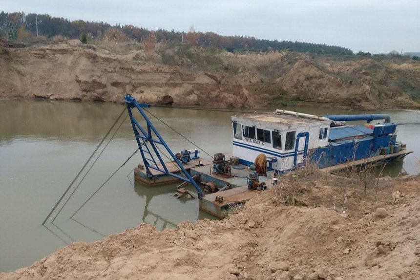 Новини Вінниці / Про черговий факт незаконного видобутку піску на Вінниччині заявили у Держекоінспекції (ФОТО)
