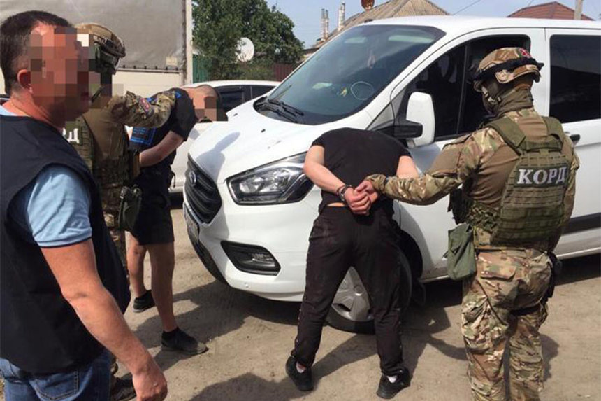 Новини Вінниці / У Вінниці оголосили про підозру членам банди, що весною тероризувала область 