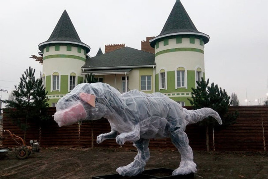 Новини Вінниці / Резиденцію Святого Миколая і парк динозаврів у Вінниці не відкрили. Про скасування презентації стало відомо напередодні