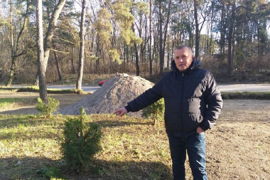 Новини Вінниці / Підприємець з Віниччини запропонував  п‘ять тисяч гривень за інформацію про вандалів