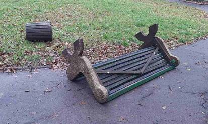 В містечку на Вінниччині знову скаржаться на вандалів / Новости Винницы и области / Інформаційний портал На Парижі Новини Вінниці / В містечку на Вінниччині знову скаржаться на вандалів