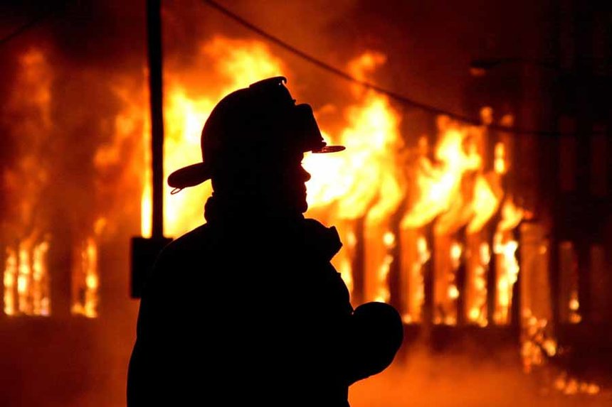 Новини Вінниці / Через нічну пожежу на Вінниччині загинуло двоє чоловіків