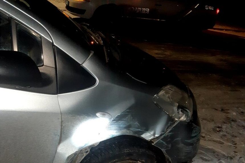 Новини Вінниці / Внаслідок аварії у Липовці на Вінниччині постраждав 19-річний хлопець