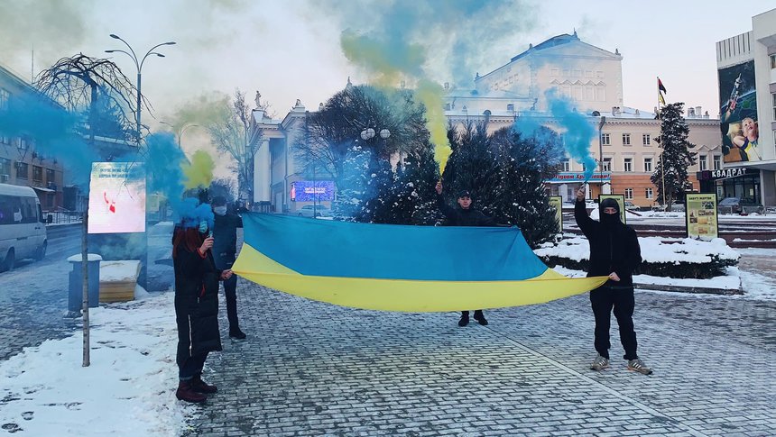 Новини Вінниці / У Вінниці провели акцію на підтримку закону про мову (ВІДЕО)