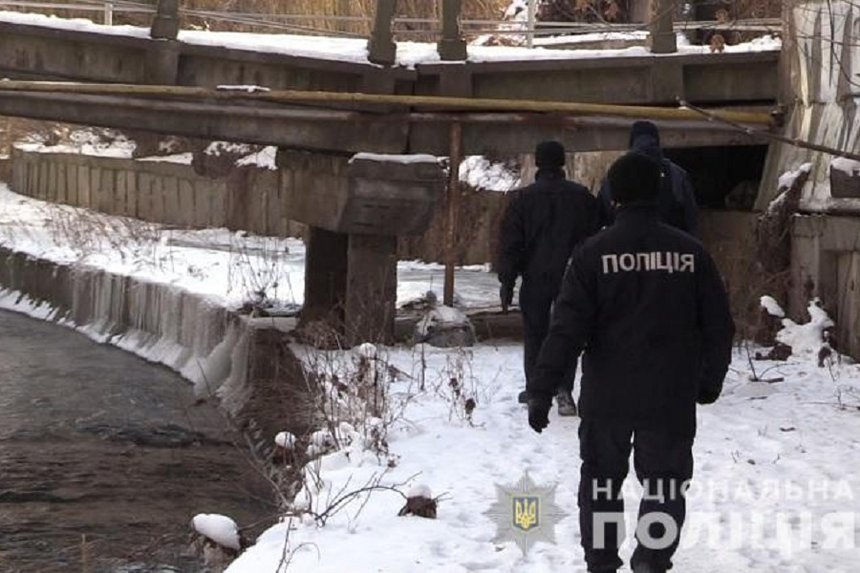 Новини Вінниці / У Києві з річки дістали тіло загиблого військового з Вінниччини: поліція проводить розслідування (ФОТО, ВІДЕО)