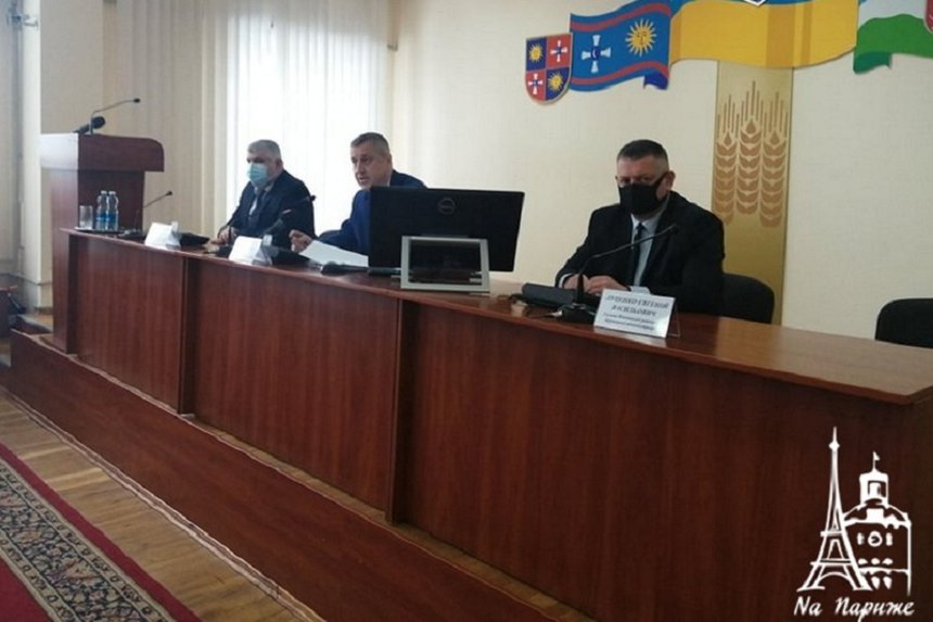 Новини Вінниці / Депутати Вінницької райради проголосували за передачу районної лікарні місту 