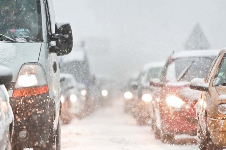 Новини Вінниці / Вінницьких водіїв попереджають про снігові замети 