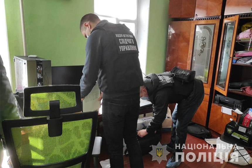 Новини Вінниці / У Вінниці затримали шахрая, який через інтернет викрав понад мільйон гривень