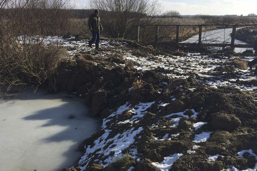 Новини Вінниці / Селяни на Вінниччині перекрили річку, через що кілька населених пунктів могло підтопити