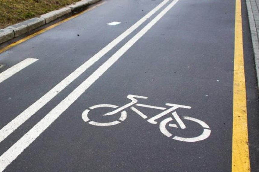 Новини Вінниці / У Вінницькій міськраді пояснили, чому не можуть зробити тротуар і велодоріжку по Барському шосе 