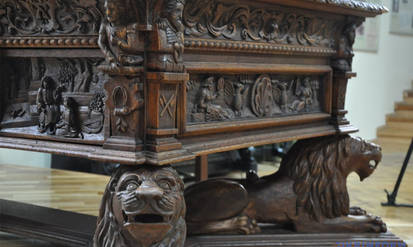 Новини Вінниці / «Стіл Петлюри»: вінницькі музейники розкрили одну з чергових таємниць