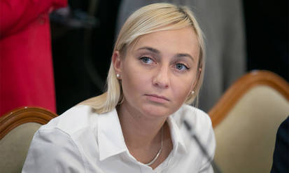 Новини Вінниці / Депутатка з Вінниці Устінова пояснила, чому вписує у декларацію своїх собаку та котика