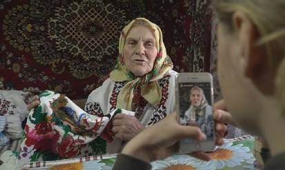 Новини Вінниці / Як бабуся з Вінниччини «рве мережу» у «Тік Ток» (ФОТО, ВІДЕО)