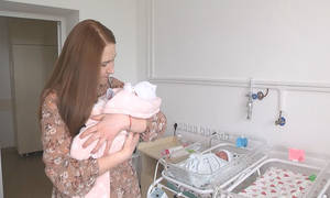 У вінничанки «достроково» народилася трійня. Діток нарешті виписали з пологового будинку / Новости Винницы и области / Інформаційний портал На Парижі Новини Вінниці / У вінничанки «достроково» народилася трійня. Діток нарешті виписали з пологового будинку