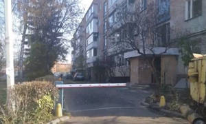 Новини Вінниці / Через шлагбаум та паркан у Вінниці притягнули до відповідальності двох голів ОСББ