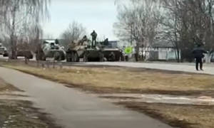 Новини Вінниці / На Чернігівщині чоловік зупинив колону ворожих танків молоковозом 