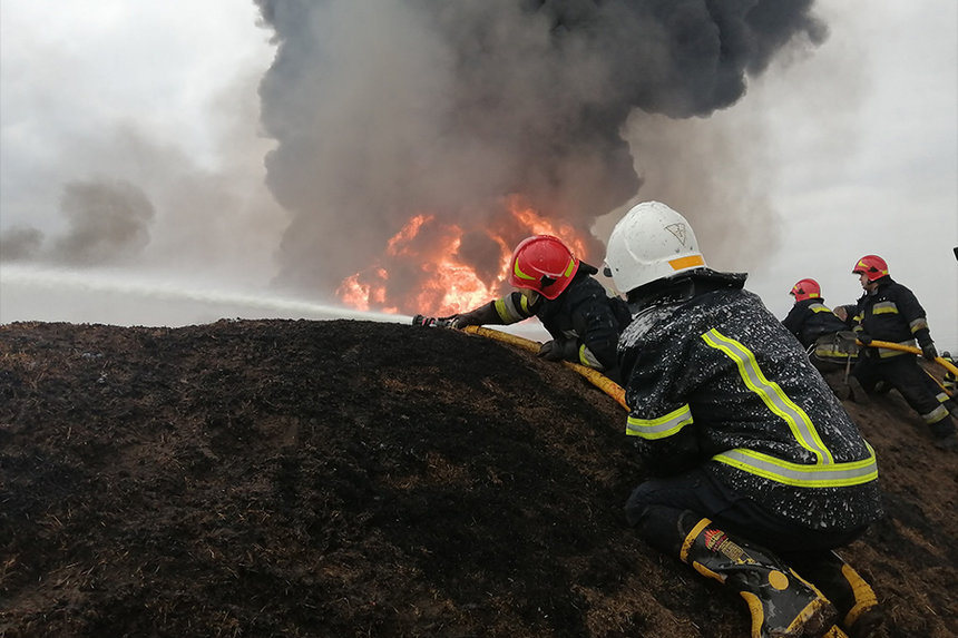 Новини Вінниці / Відомо про 9 загиблих під час обстрілу аеропорту «Вінниця». Пошуки тривають