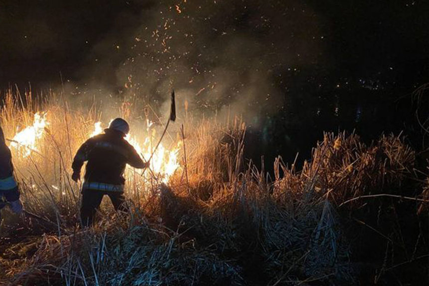 Новини Вінниці / Черговий антирекорд Вінниччини за кількістю пожеж. Двоє людей отримали опіки 